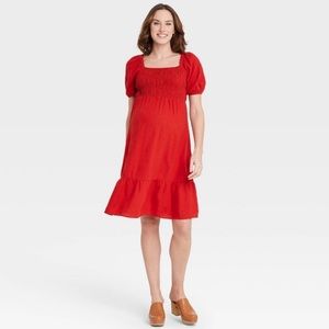 NWT | Smocked maternity dress